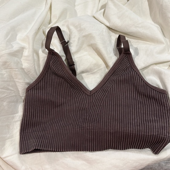 Aerie workout set - Picture 2 of 4